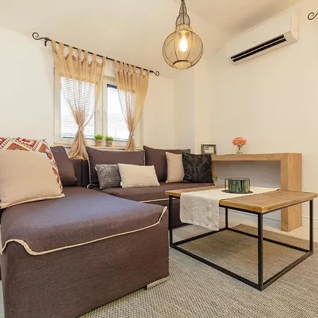 Stylish 1bd Flat With A Terrace Near The Centre Of By Flat Mаnager Apartment *