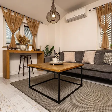 Stylish 1bd Flat With A Terrace Near The Centre Of By Flat Mаnager Апартаменты *