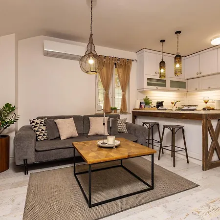 Stylish 1bd Flat With A Terrace Near The Centre Of By Flat Mаnager Апартаменты *