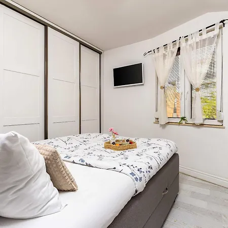 Stylish 1bd Flat With A Terrace Near The Centre Of By Flat Mаnager Апартаменты *