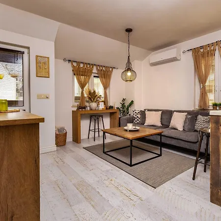 Stylish 1bd Flat With A Terrace Near The Centre Of By Flat Mаnager Апартаменты *