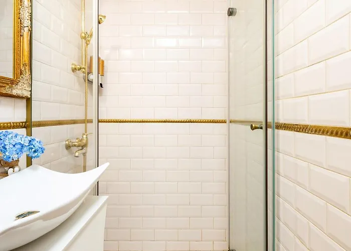 公寓 Stylish 1bd Flat With A Terrace Near The Centre Of By Flat Mаnager *